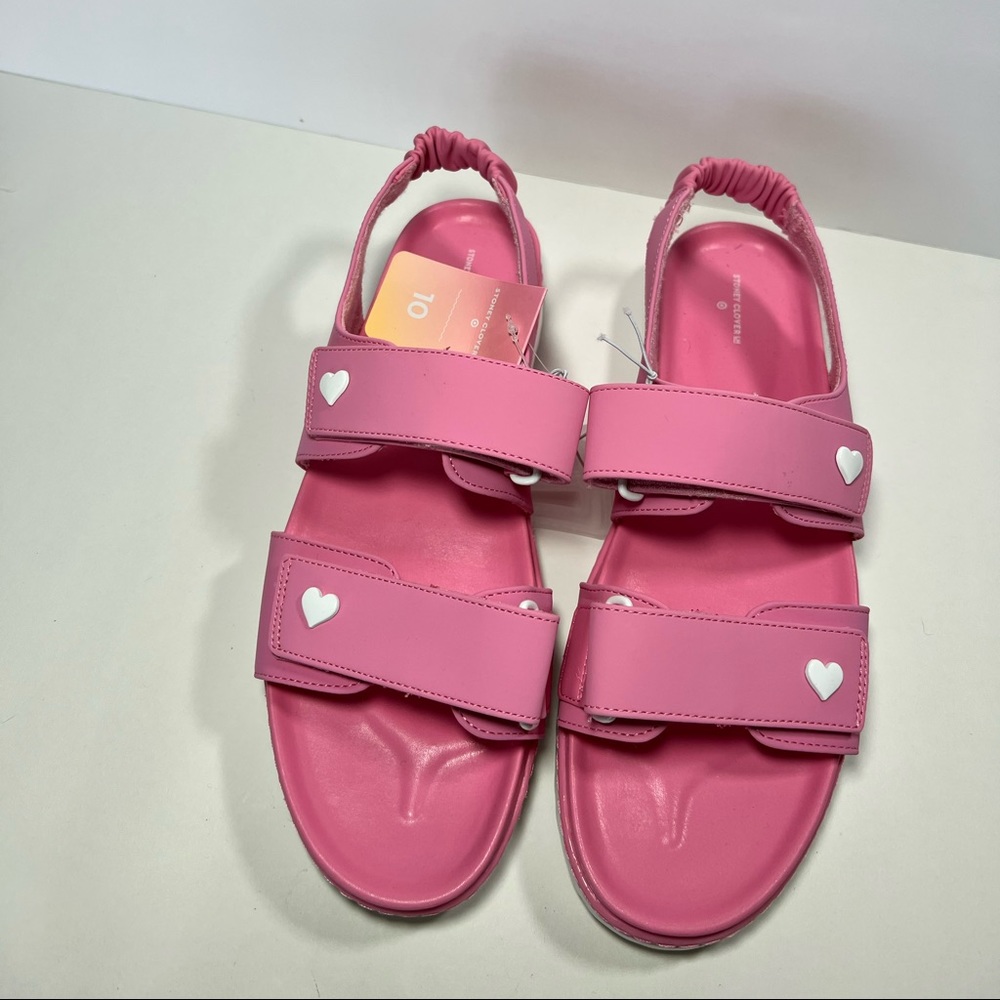 Pink Stoney clover lane target sandals with hearts size 10